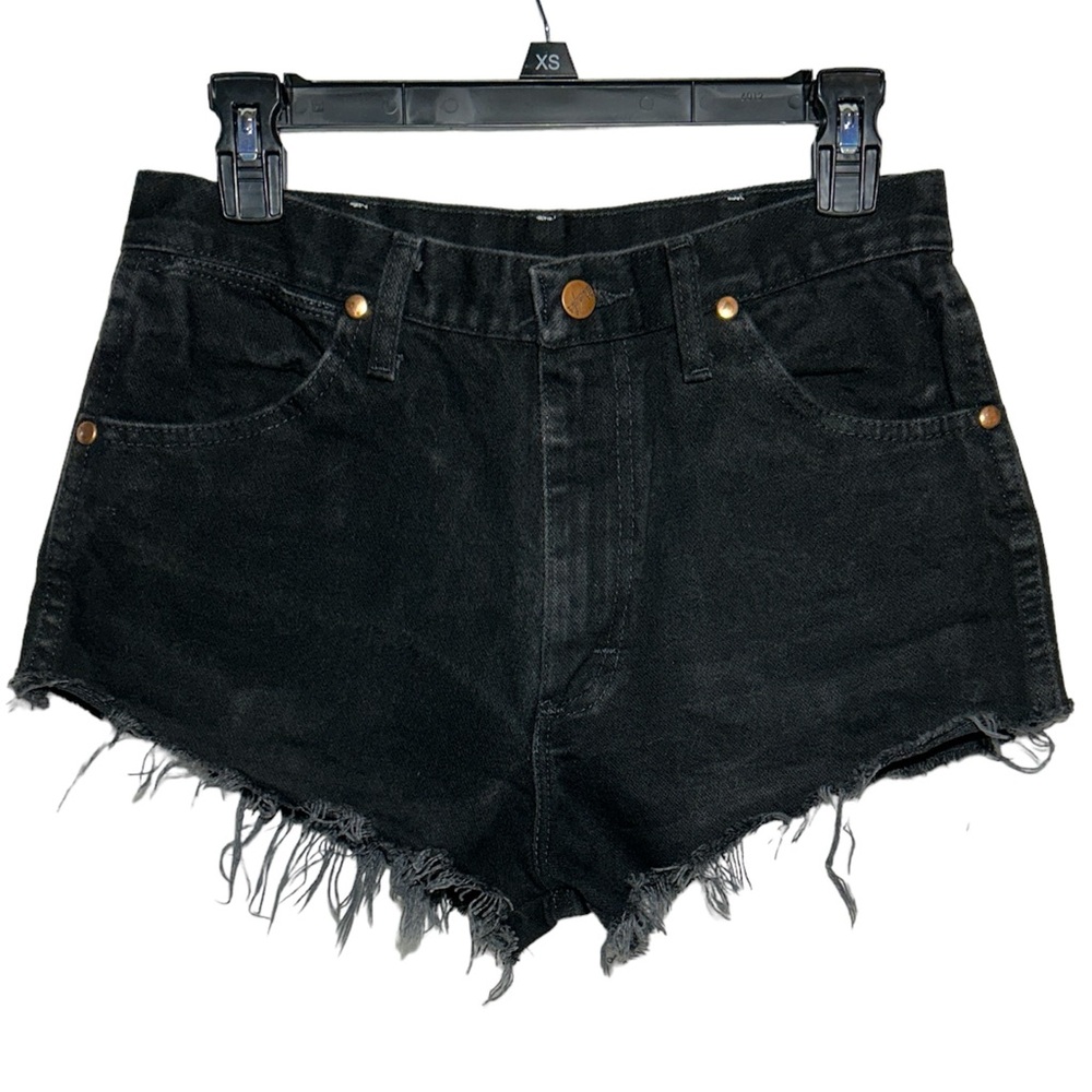 Women’s Wrangler Cut Off High Rise Frayed Hem Shorts Size Waist 30 Black.